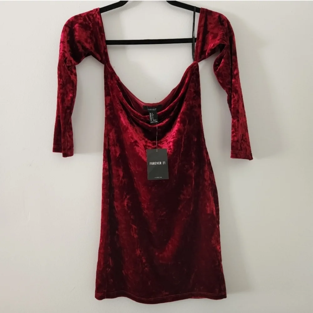 FOREVER 21 Velvet Dress - Picture 1 of 6